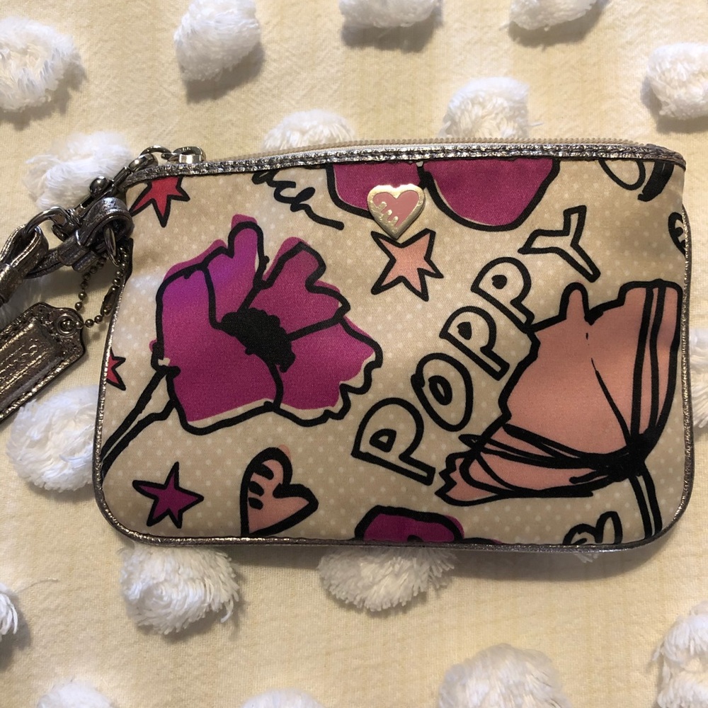 Coach Poppy wristlet